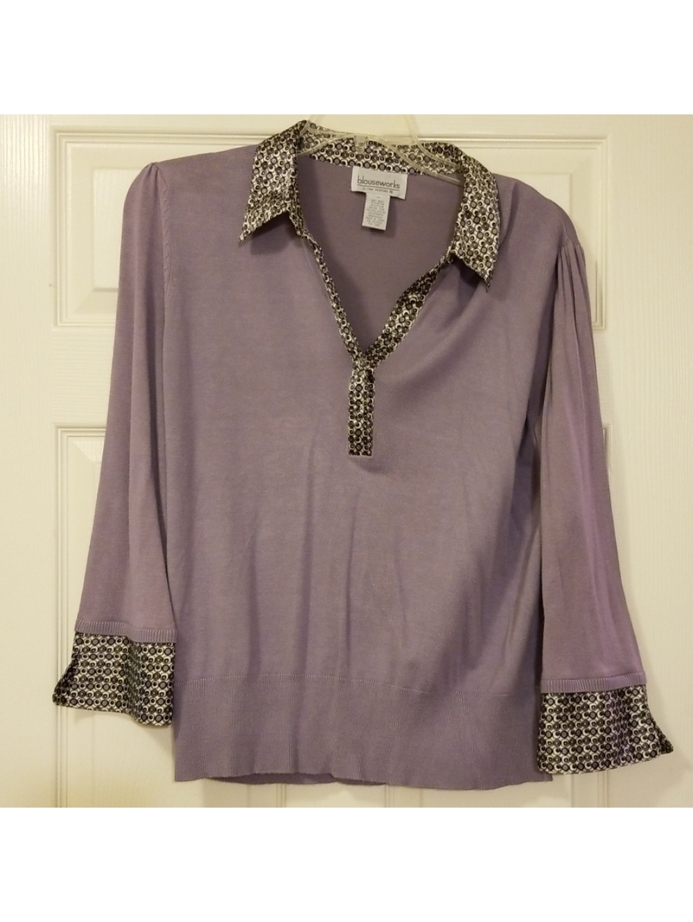 Blouseworks Sweetwater Purple V-Neck Sweater w/ Silky Collar/Cuffs, Size 1(plus)